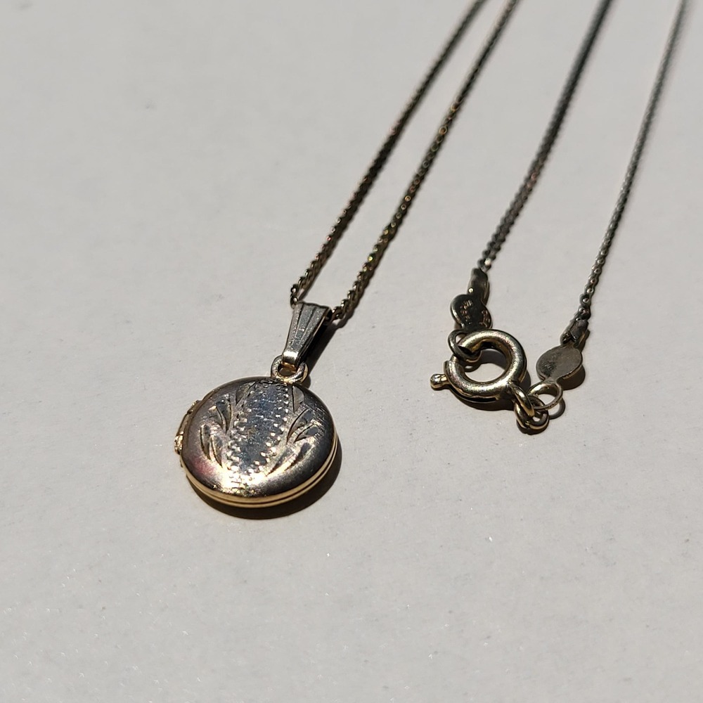 Vintage Locket Necklace 12K Gold Filled Etched Round Floral Pendant Keepsake